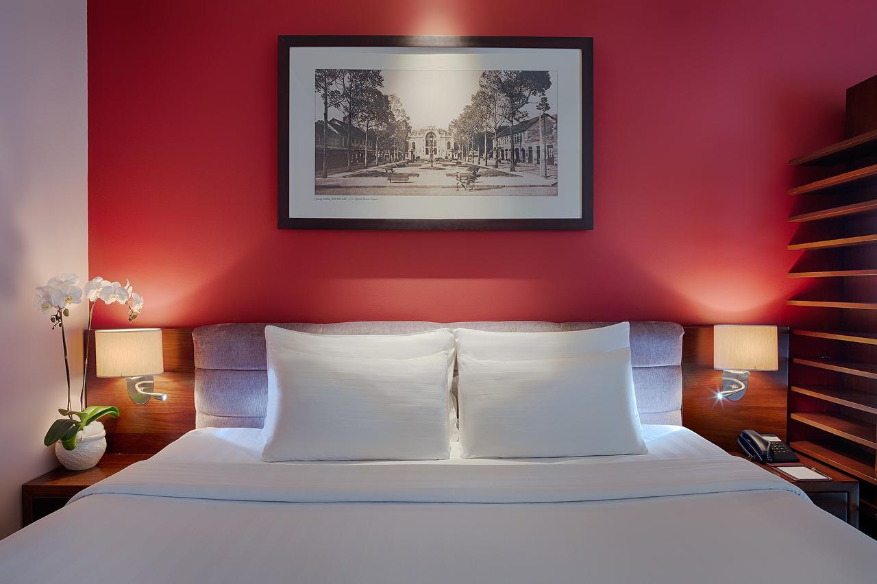 Grand Silverland Hotel & Spa Хошимин Екстериор снимка